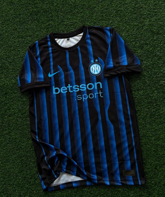 INT MIL HOME 2025/26